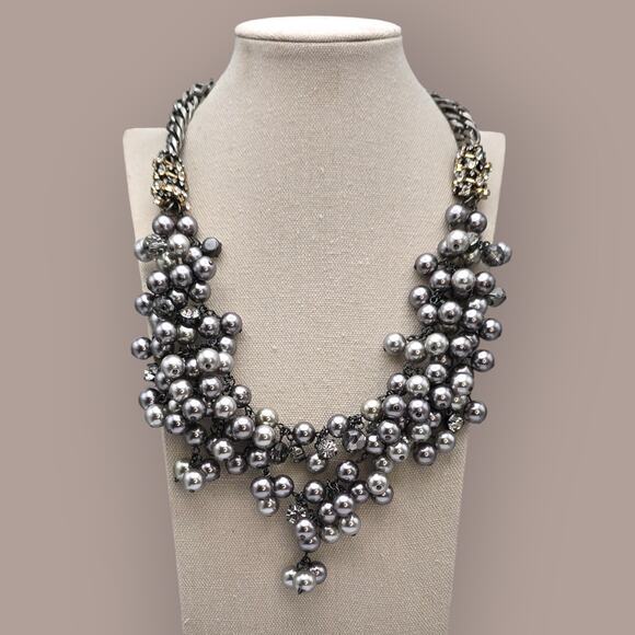 Gray Pearl Cluster Dark Metal Stella & Dot Necklace – Vintage Old Money Glam - Picture 2 of 10